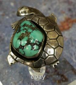Vintage Sterling Silver Zuni or Navajo Turquoise Turtle Ring, Size 7.5, Signed