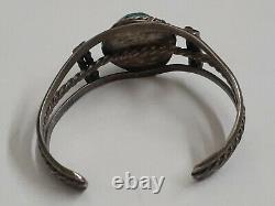 Vintage Turquoise Native Navajo Sterling Silver 925 Cuff Bracelet