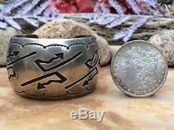 Wide Vintage Native American Navajo Or Hopi Arrow Sterling Silver Cuff Bracelet